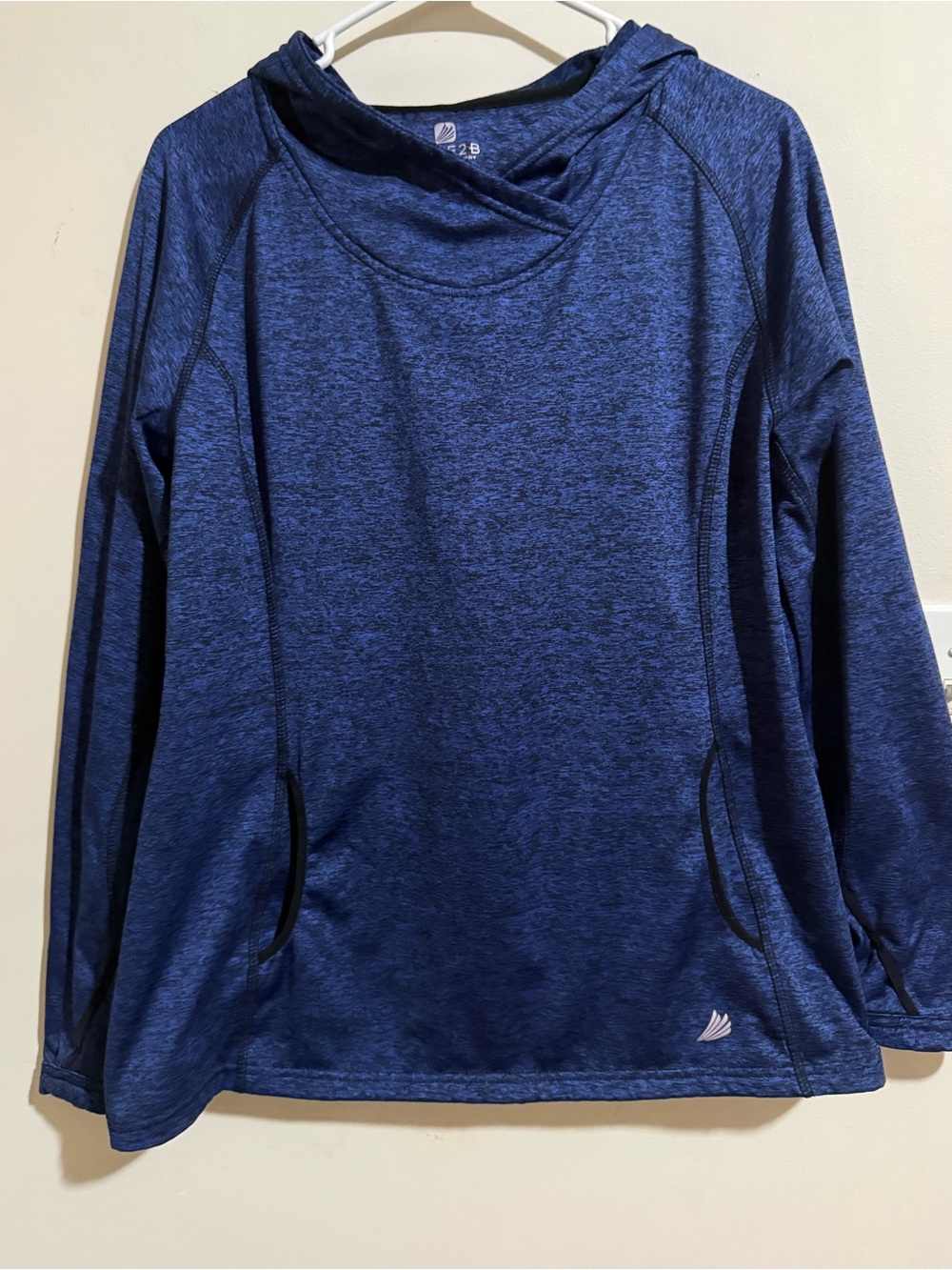 Free Country Woman’s Heathered Navy Performance Pullover hoodie